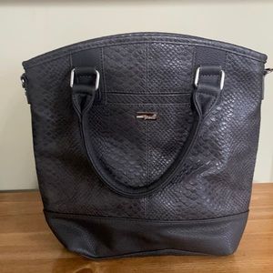 Thirty-one Parris Pocketbook